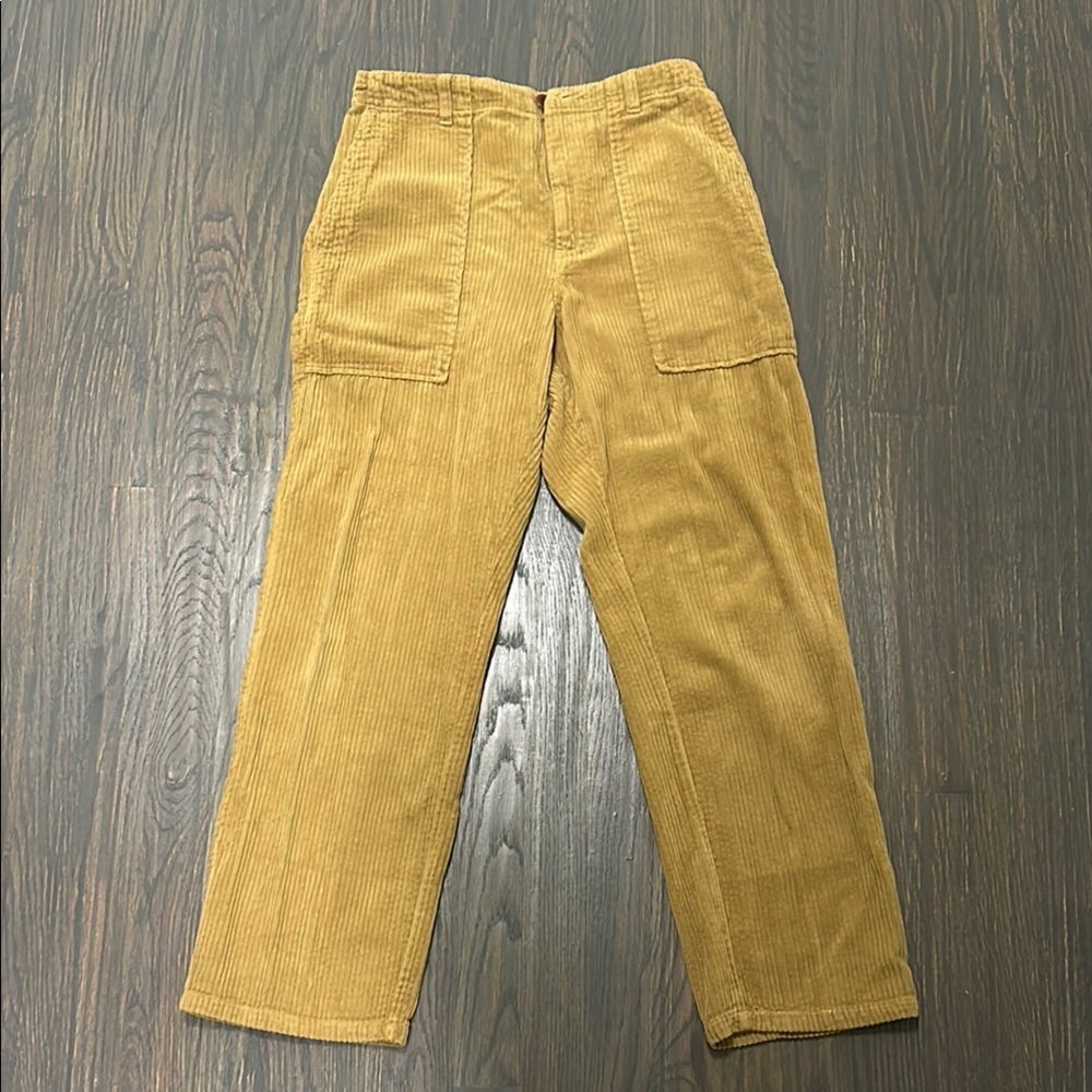 Women’s Corduroy Pants in Tan